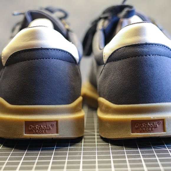 Dr. Scholl's Madison Men's Sneaker Navy size 11 with Box - Picture 6 of 9